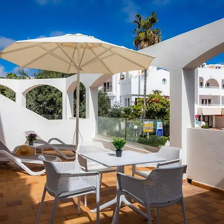 Apartment White 2 *