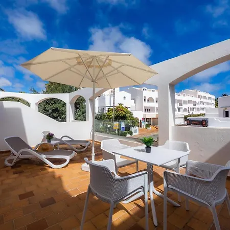Apartment White 2