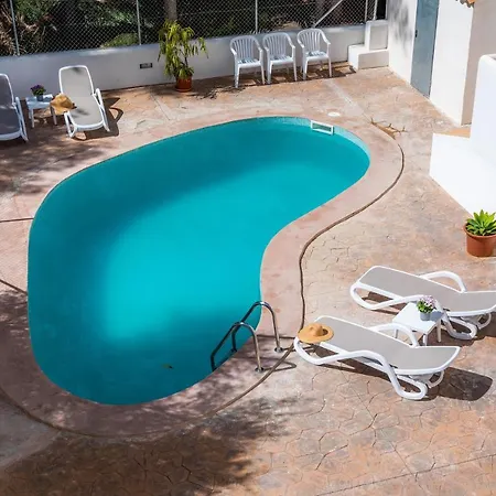 Apartment White 2 *